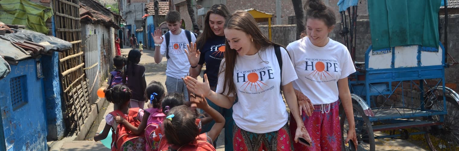 Children with UNICEF backpacks